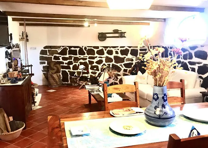 Oda ve Kahvaltı Vign'alva Castelsardo